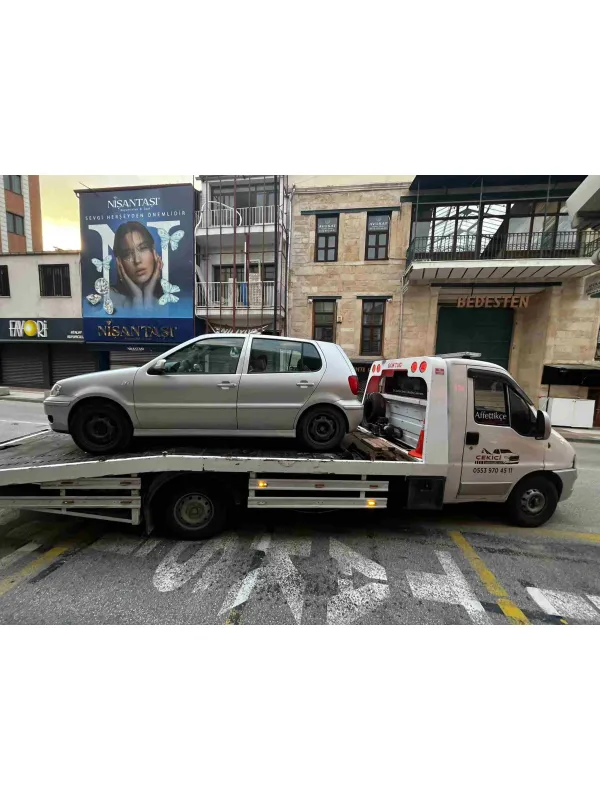 Uşak-İzmir Karayolunda Yolda Kaldığınızda Yapmanız Gereken 5 Altın Şey